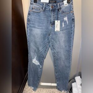 Judy Blue Light Wash Mid Rise Jeans